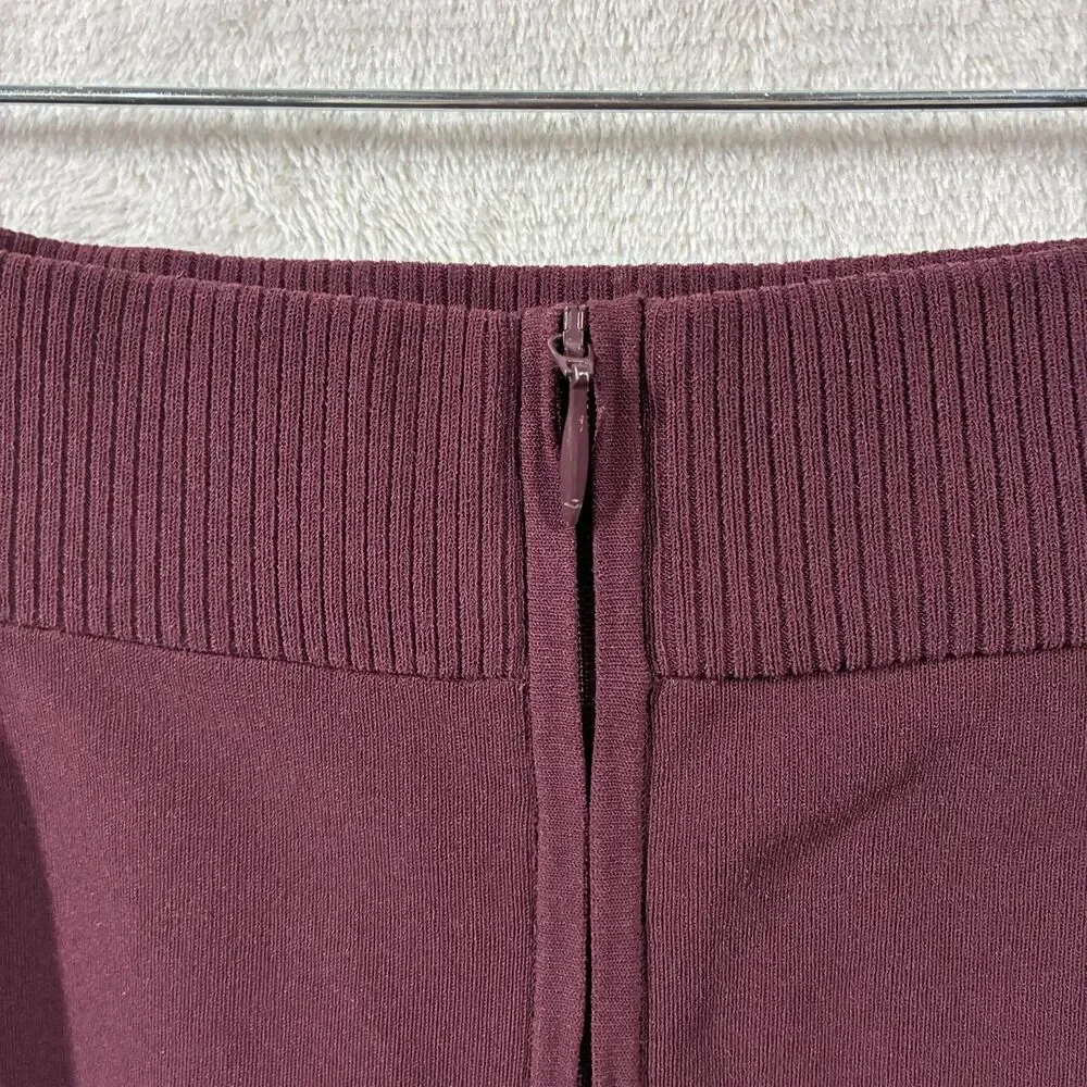 Lululemon Ribbed Knit Mini Skirt L Front Zip Garnet Burgundy Stretch Athleisure